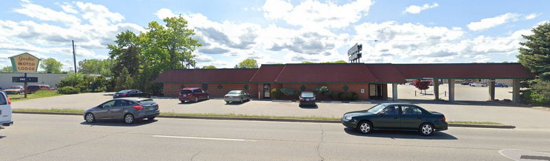 Smiths Motel (Northway Inn, Gaslite Motor Lodge, Shulz Bavarian Inn & Motel) - 2022 Street View (newer photo)